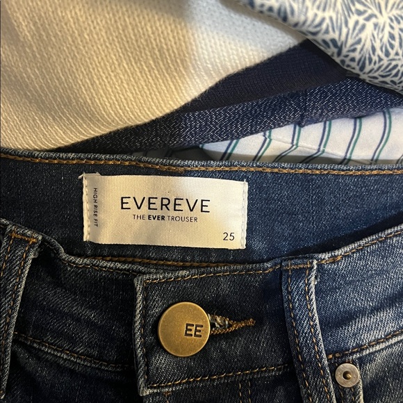 Evereve Blue Flare Jeans - Picture 3 of 9